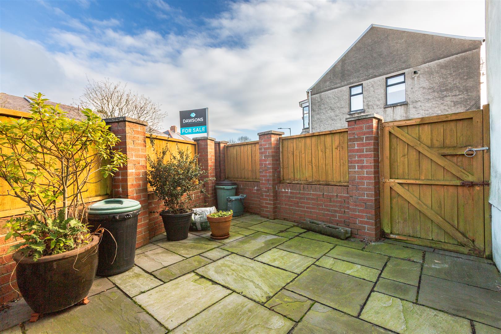 Edgeware Road, Uplands, Swansea, SA2 0NA